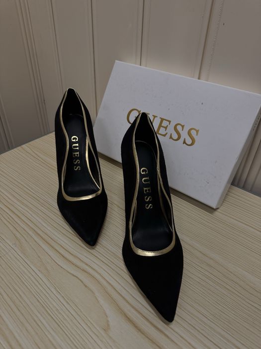 Pantofi cu toc GUESS
