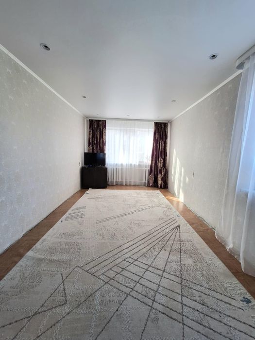 Продаётся 3 комнатная 2 этаж