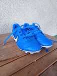 Vând ghete de fotbal Nike Tiempo mărimea 33