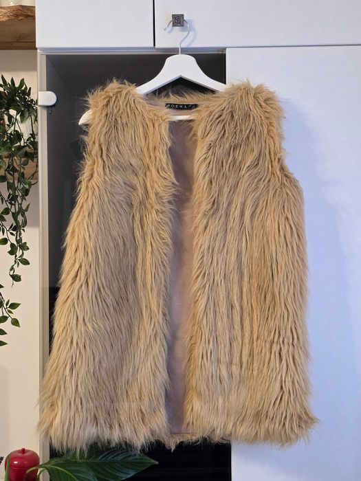 Vestă POEMA din blană ecologică