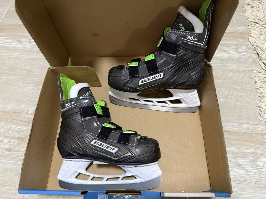 Новые хоккейные коньки