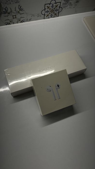 Продается Apple Watch, AirPods 2