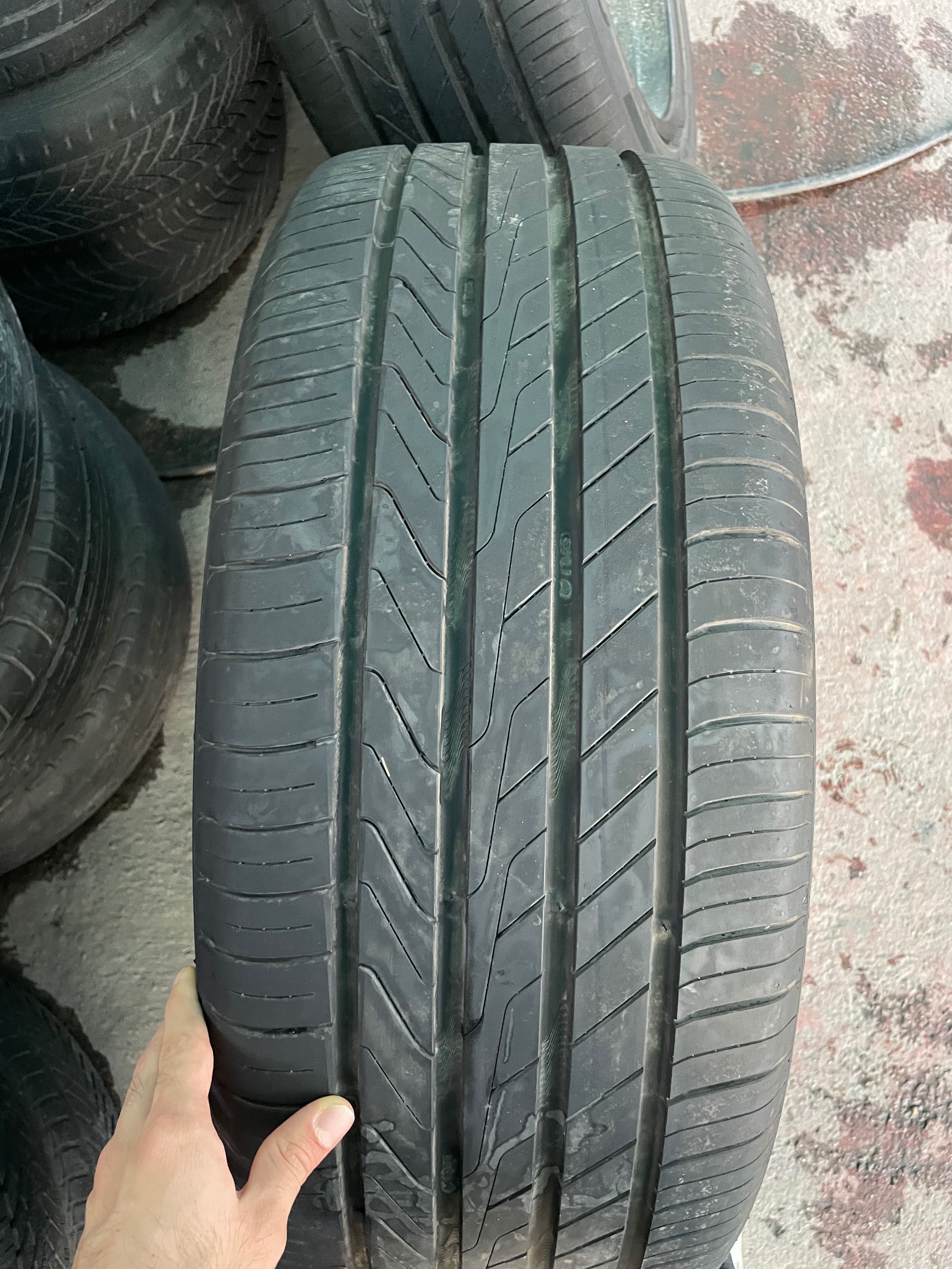 BU/U Diska Balon BYD TANG L 20R 8J 9J 5/120 Giti 255/50/20 275/45/20