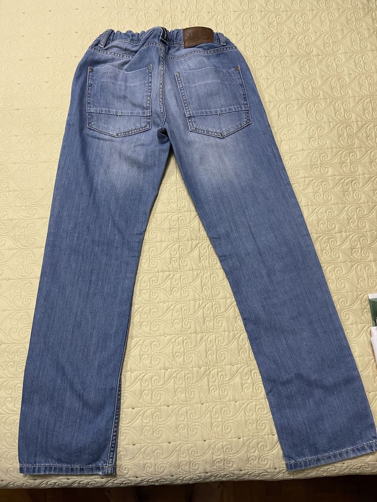 Продам джинсы, шорты на мальчика. Размер 12-13 лет , 11-12 лет
