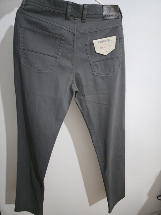 Blugi Bugatti Marimea M Noi