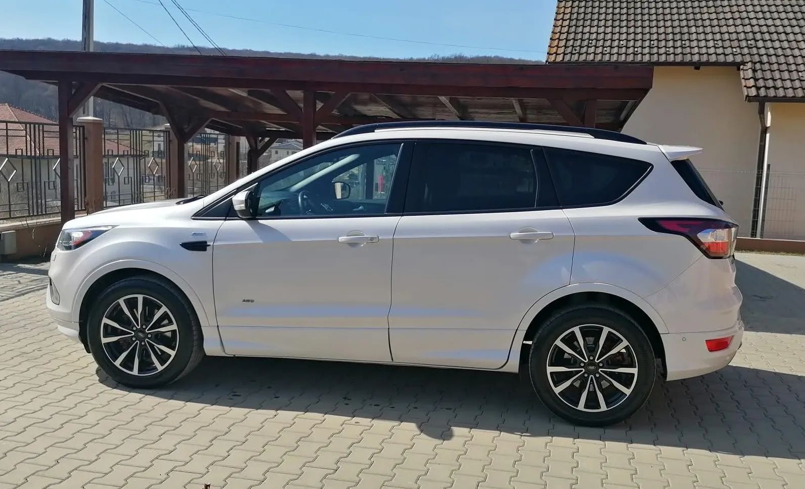 Ford Kuga 2017 ST Line AWD FULL 2.0L 180cp Toate reviziile la zi