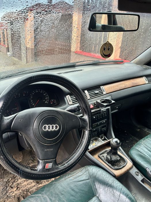 Ауди а6 2.5тди на части