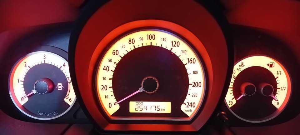 2008 Kia Ceed ED Hatchback – Fiabilă și economică