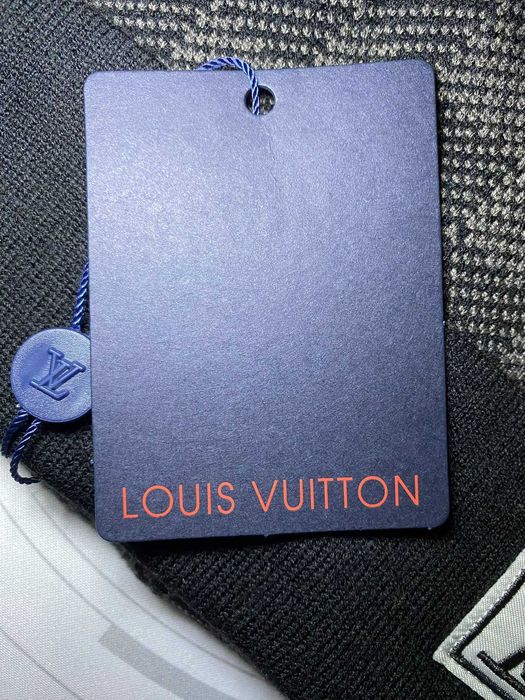 Caciula Louis Vuitton neagra