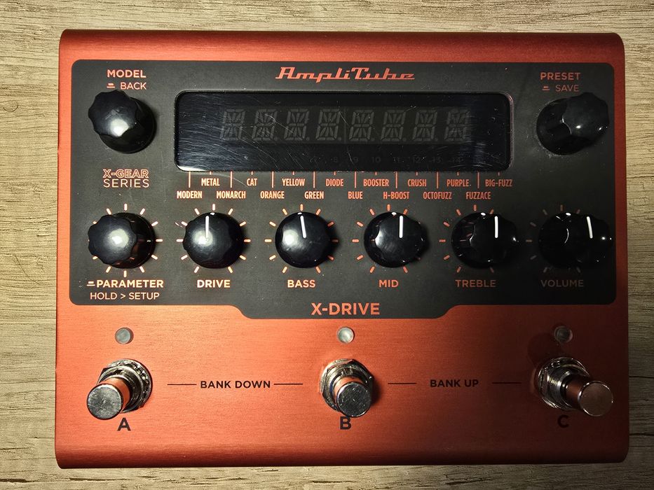 IK Multimedia X-Drive