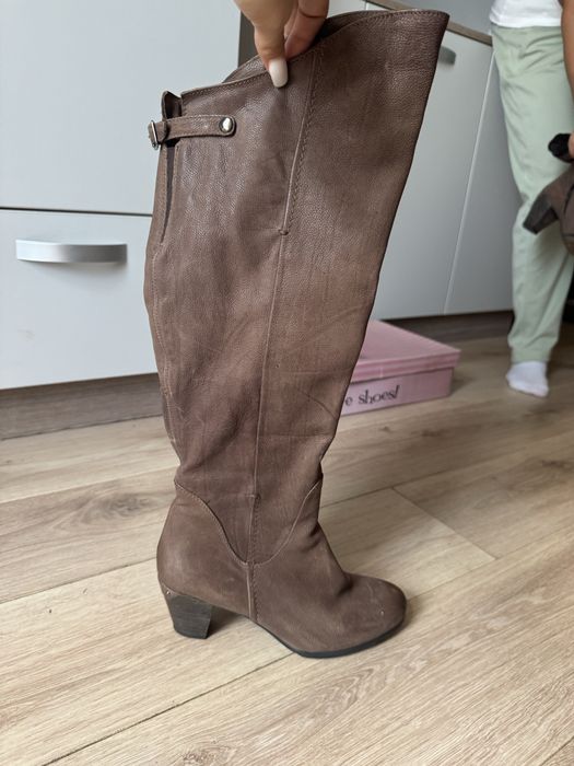 ботуши от естествен велур