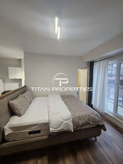 Дава се под наем Едностаен апартамент в Бургас, Център - 60 кв.м за 484.5 € - Снимка #2