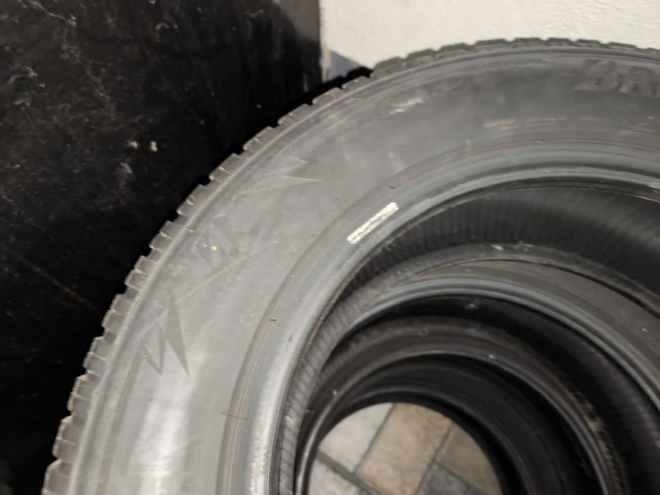 Vând set jante și  anvelope R16, Dacia Duster