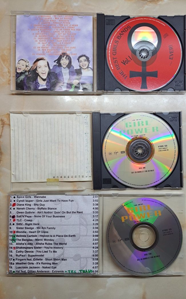 Колекция от компакт дискове  CD