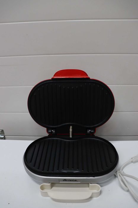 Уред за бургери и сандвичи Ariete