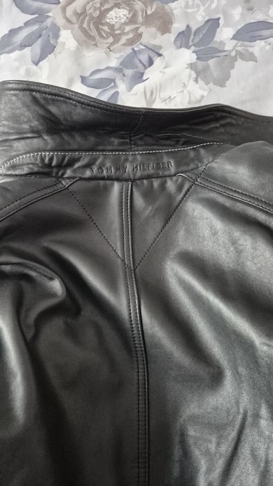 Tommy hilfiger кожено яке