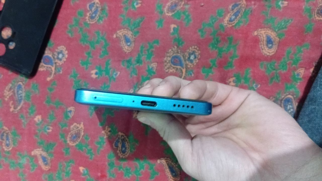 Poco f5  blue 256 8+8