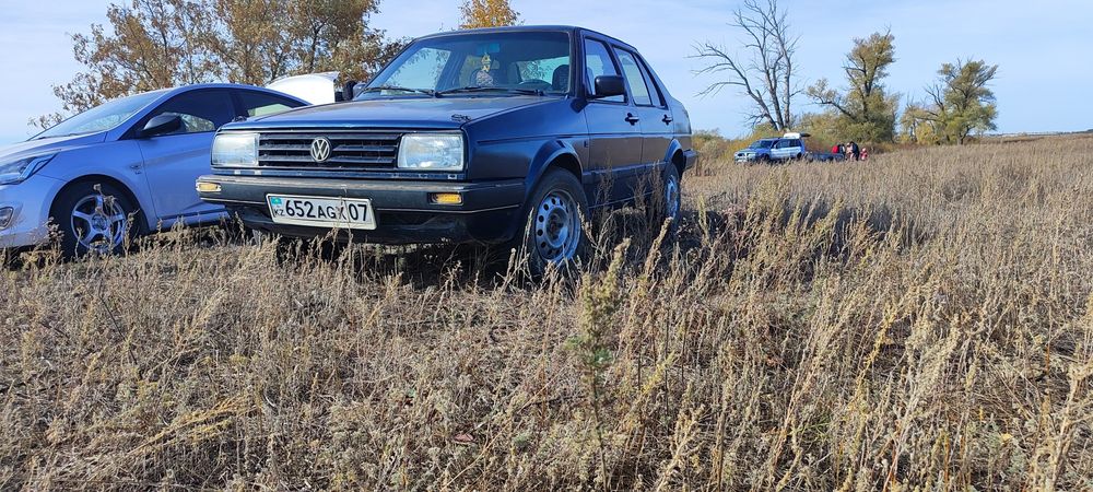 Продам автомобиль Jetta 2