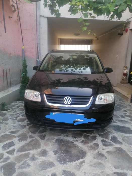 Vând vw turan 2.0 tdi