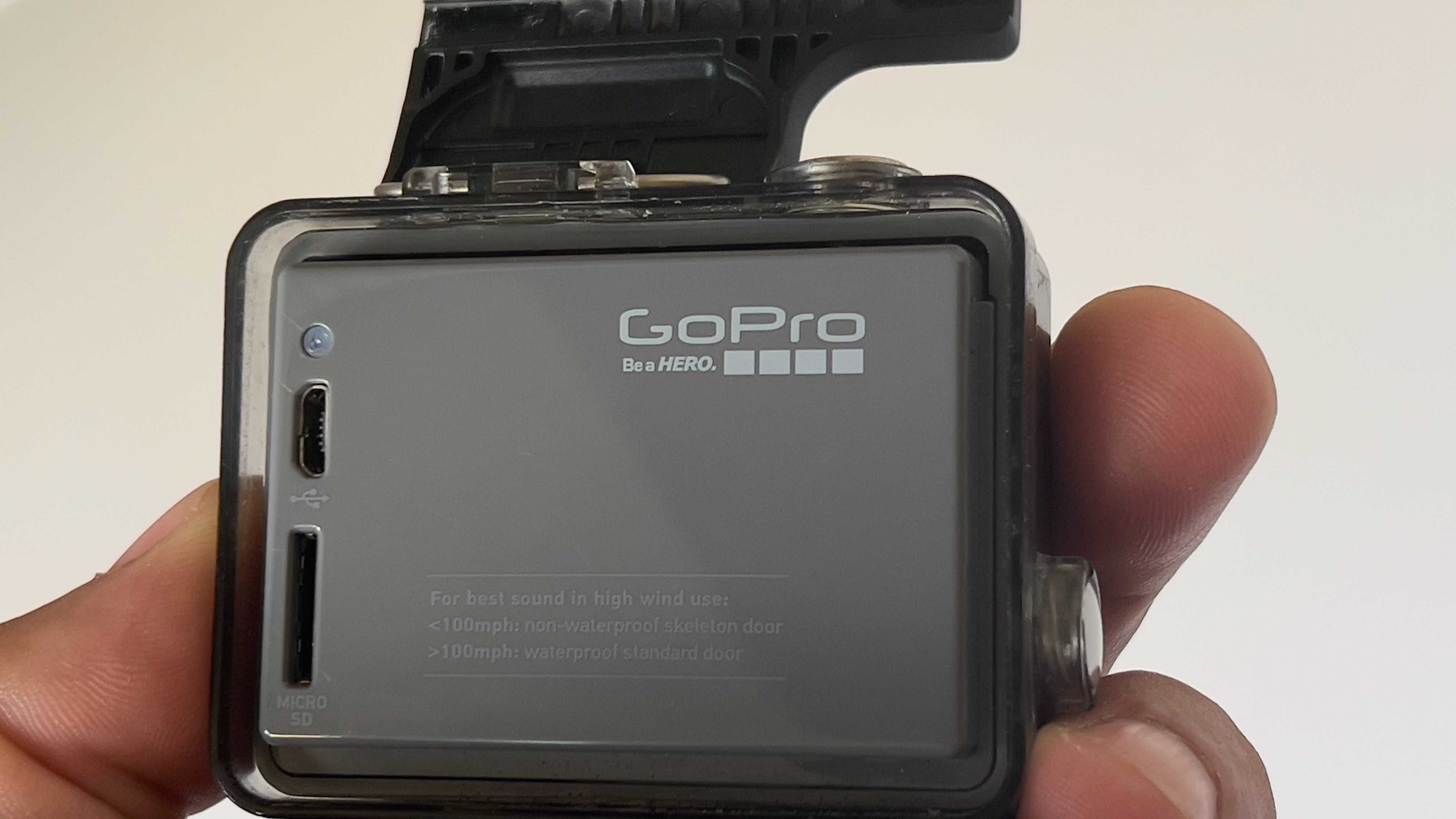 GoPro Hero + Cameră cu Wifi
