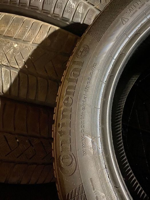 Anvelope/Cauciucuri de iarma 205/50/16 Continental