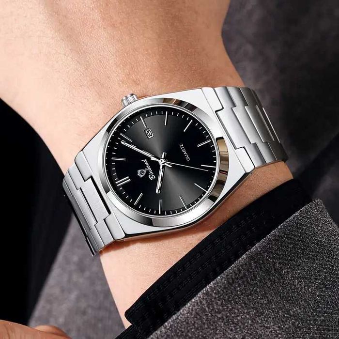 BINBOND erkaklar uchun mafkurasi aylana kadranli kvarts soat