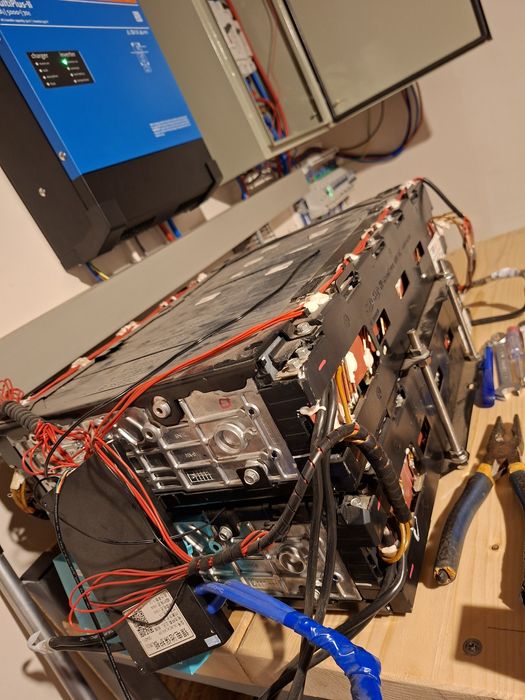 Acumulator de 13kw si invertor Easun. Dau si la schimb pe panouri foto