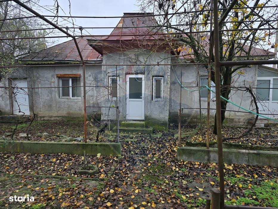 Casă / Vilă cu 6 camere de vânzare