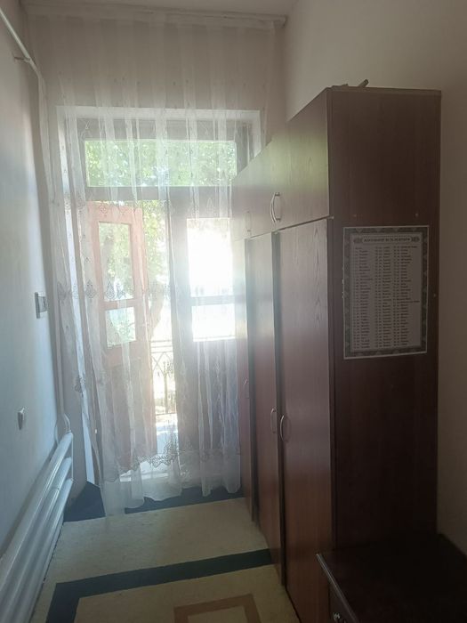 Sabzavot maxallada srochna sotiladi
