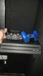Playstation 4 pro srochna sotiladi. 1 dona