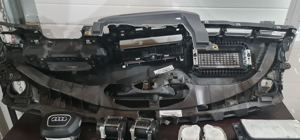 Kit airbag Audi A4 B9 8W A5 F15 8W6 an 2016-2022