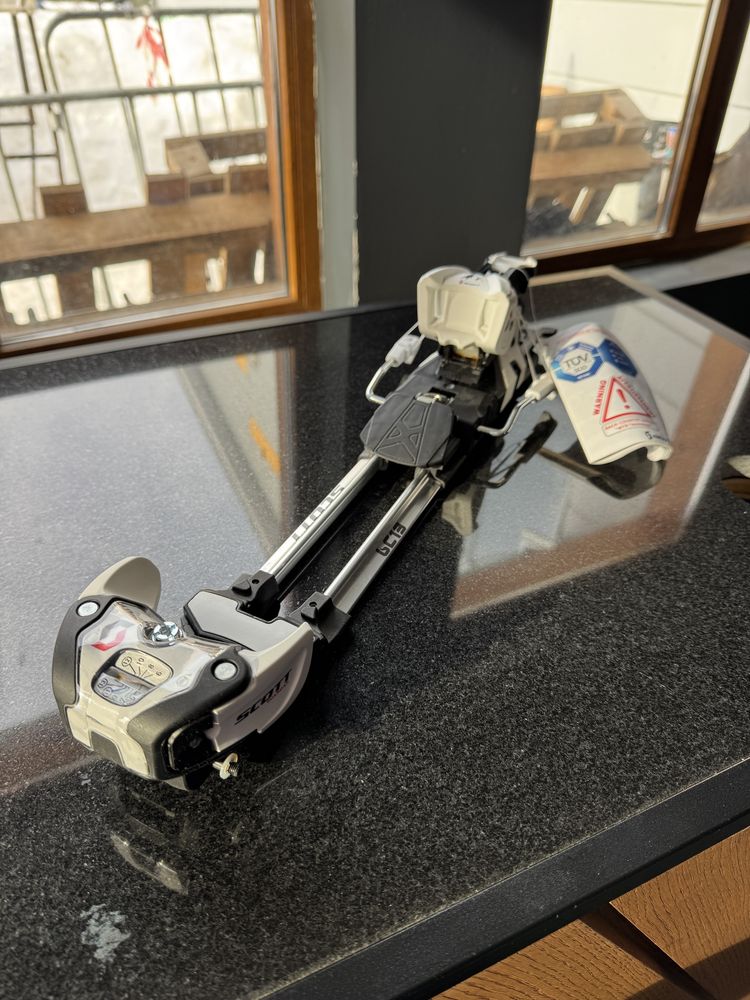 Stöckli Stormrider 95