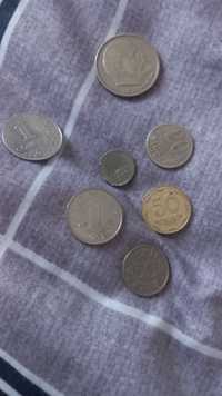 Монеты разного купюр