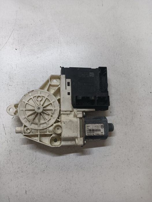 Motoras geam pivotant stanga fata VOLKSWAGEN TIGUAN 5N_ 2007 - > 3c095