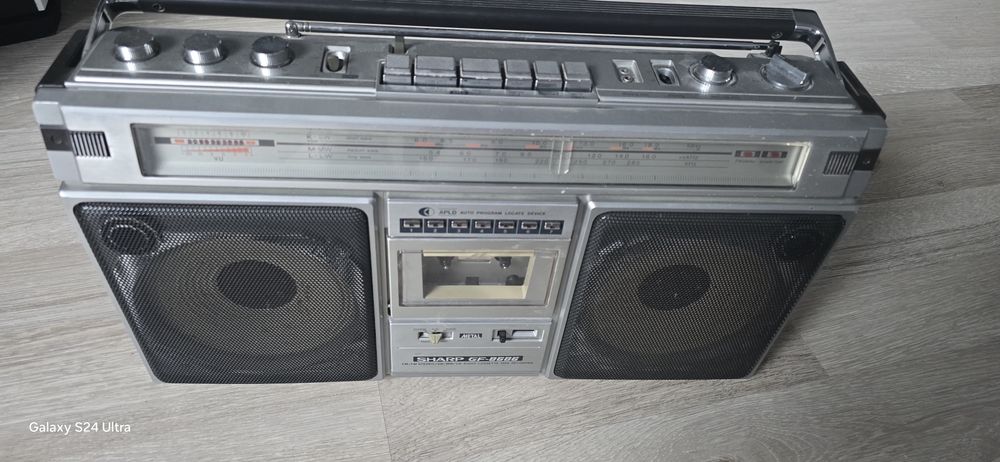 Boombox Sharp GF-8686