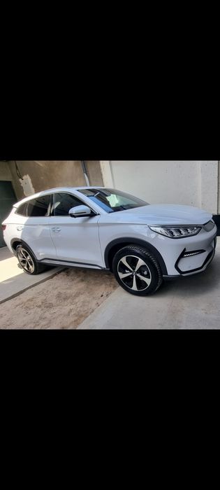 Byd song plus flagship ev 505