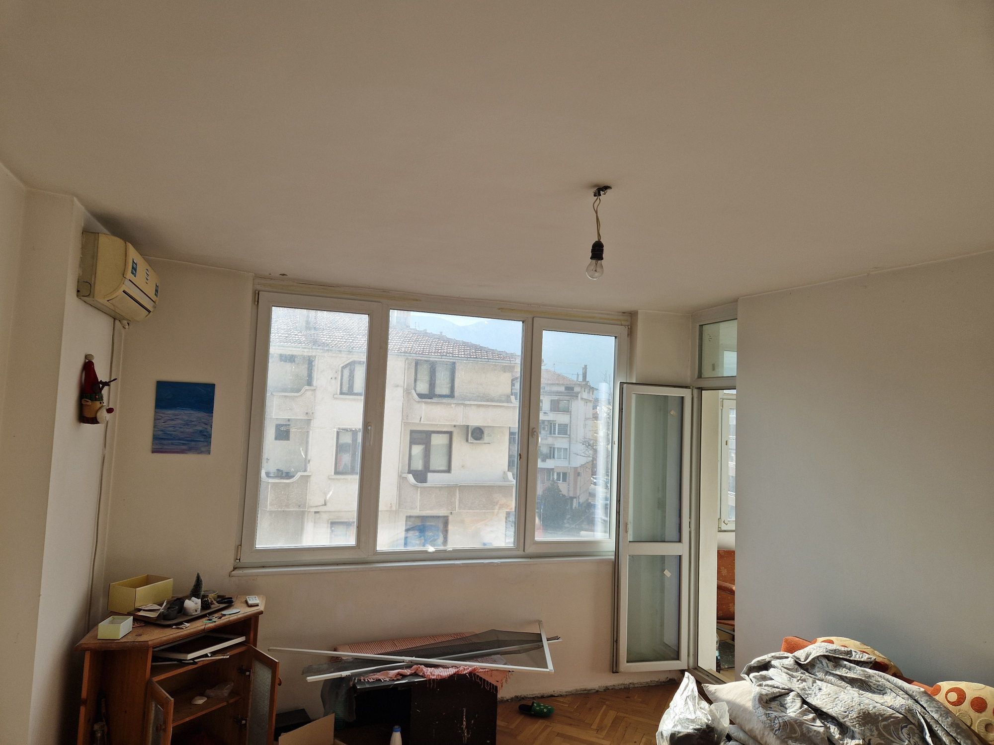 Продавам тристаен апартамент в Асеновград!