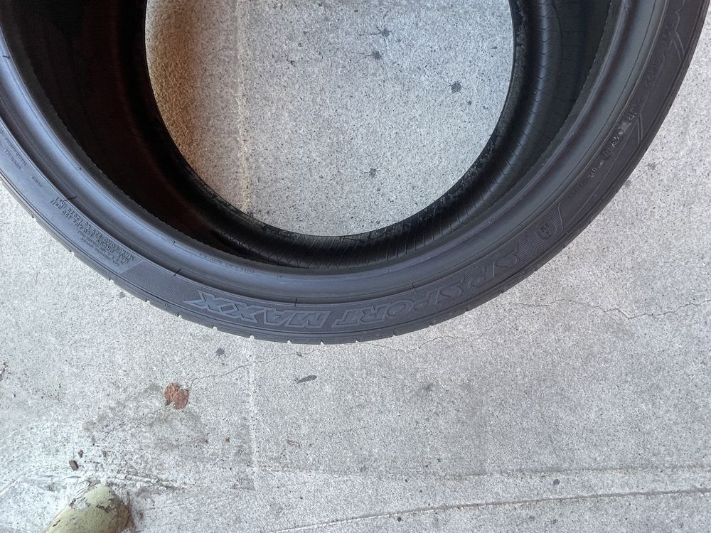 2 anvelope de vara 305/30/22 Dunlop ca noi