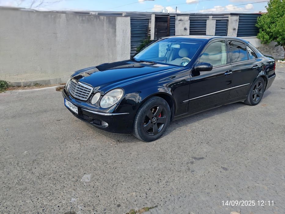 Vând Mercedes w211