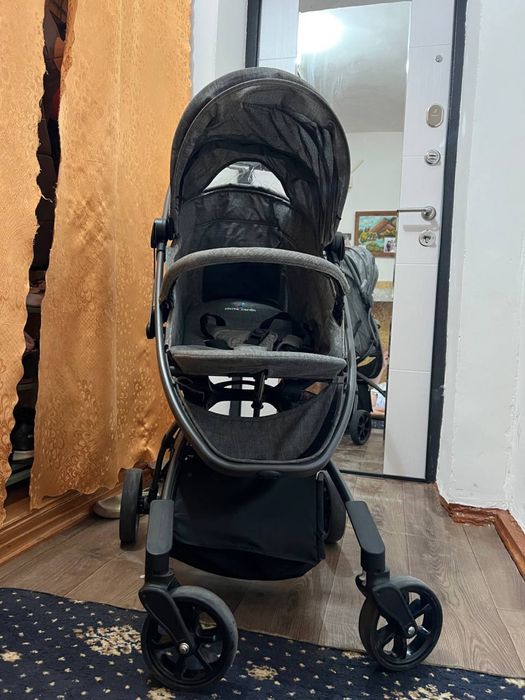 Продам коляску Pierre Cardin