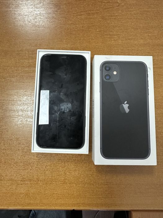Продам 11 Айфон