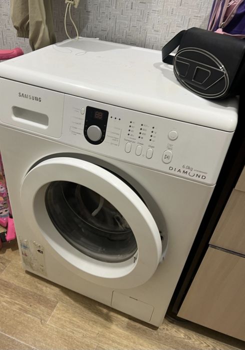 Продам стиральную машинку автомат самсунг