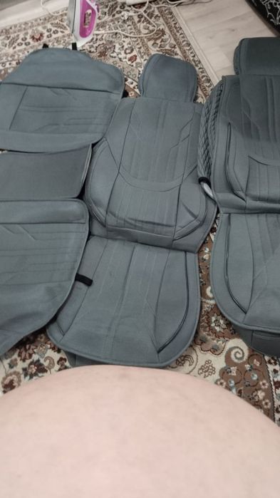 Продам чехол для гранты б/у почти новый.