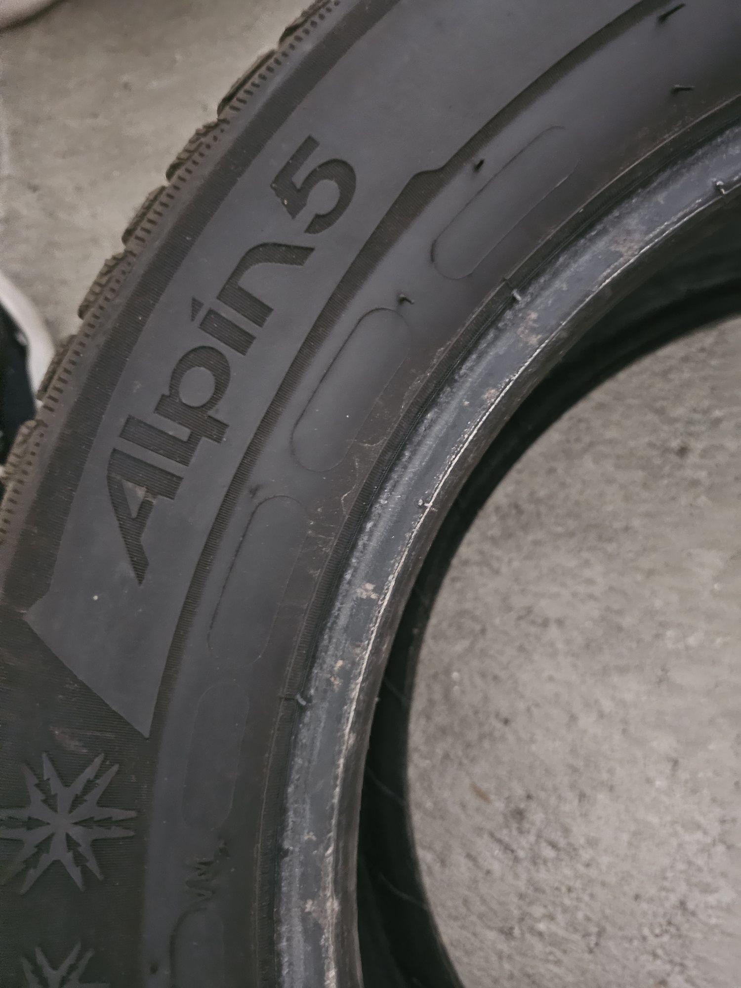 Michelin alpin 5 зимни гуми 215/55/16 цола и 205/60/16цола