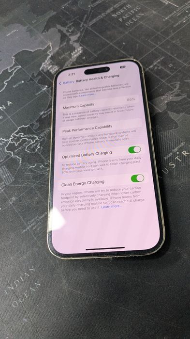 iPhone 14 pro yaxshi holatda uzimei o'tgan 128g  xotira esim