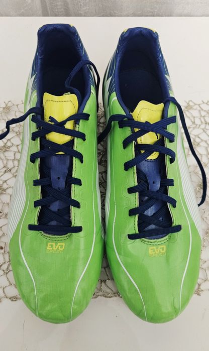 Ghete de fotbal cu crampoane Puma EvoSpeed 43 originale