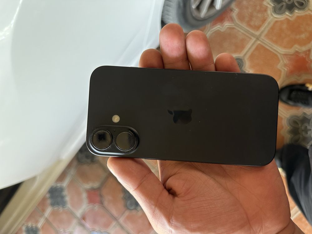 Iphone 16. 128.   90 skl  100yomkost
