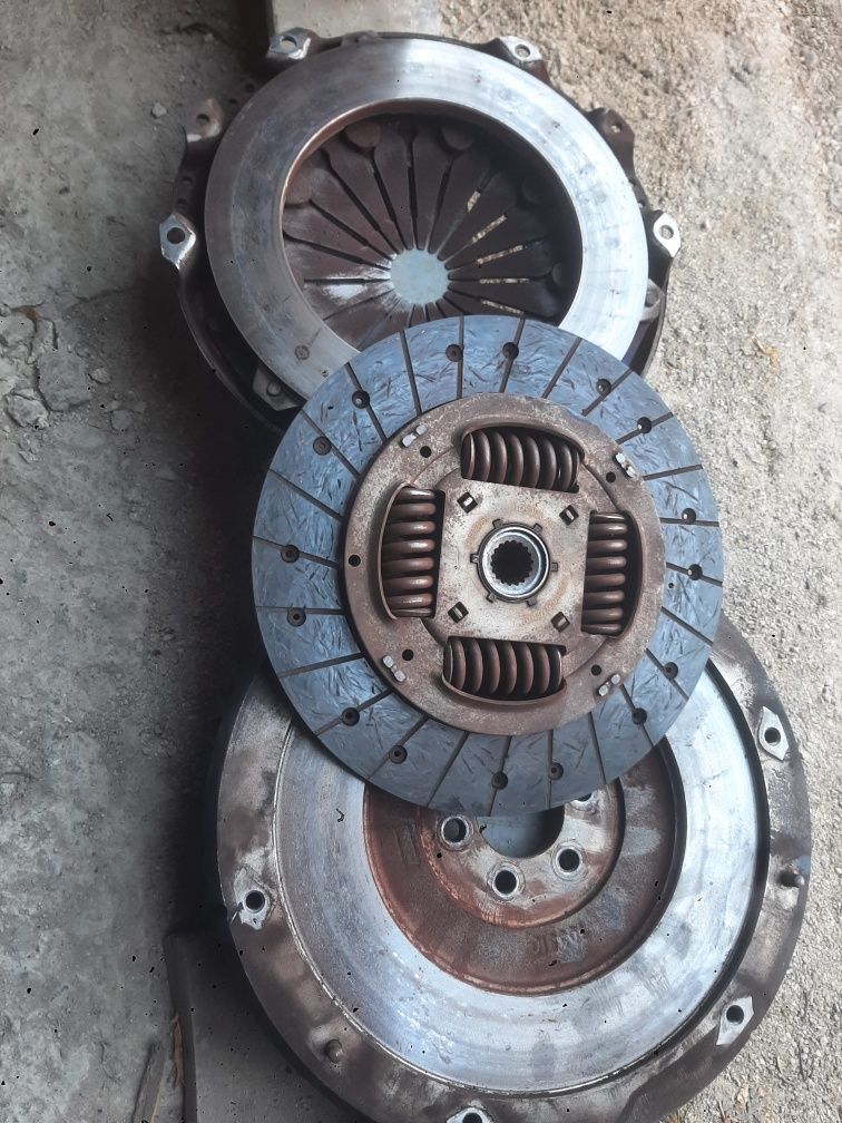 chit ambreiaj peugeot 307 motor 1.6 hdi volanta masa simpla