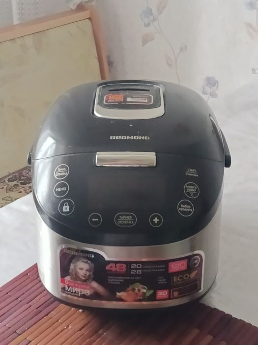 Мультиварка б/у в хорошем состоянии