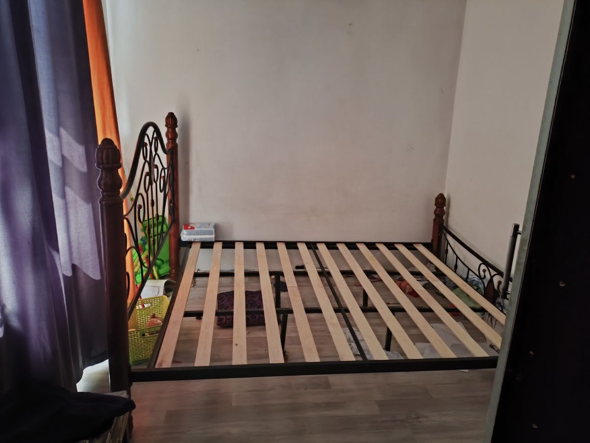 Продам кованную кровать
